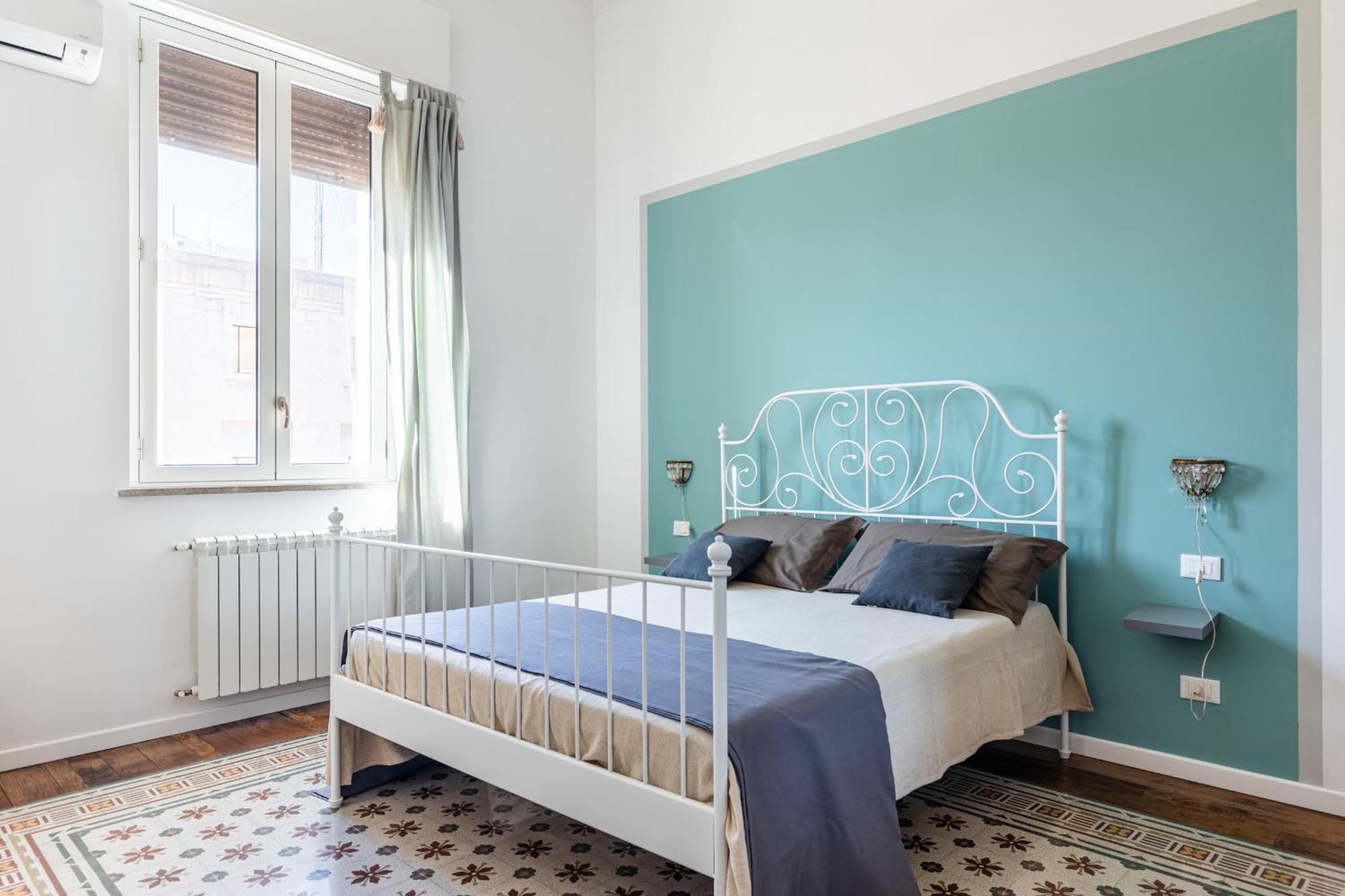 90100 Apartment Palermo Exterior photo